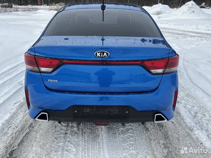 Автомобиль на запчасти Kia Rio седан 1.6 AT