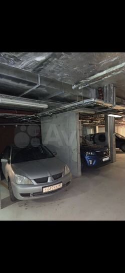 Машиноместо, 12 м²