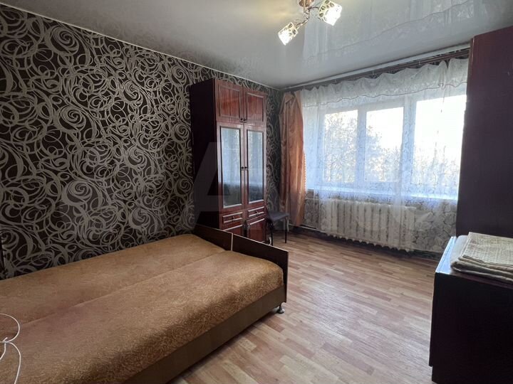 Комната 12,5 м² в 5-к., 3/5 эт.