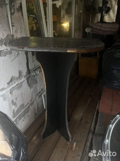 Журнальный стол