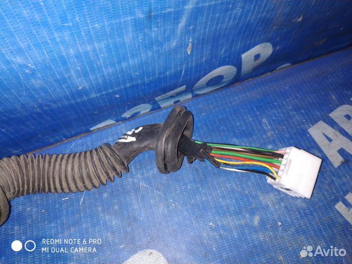 Проводка двери Kia Rio 3 седан G4FC 2015