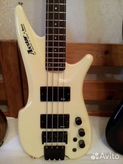 Коллекция бас гитар ibanez