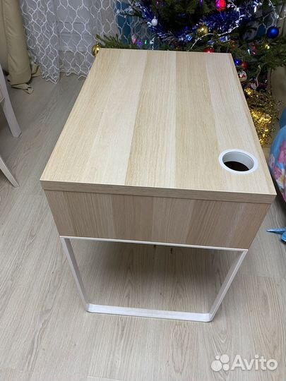 Письменный стол IKEA