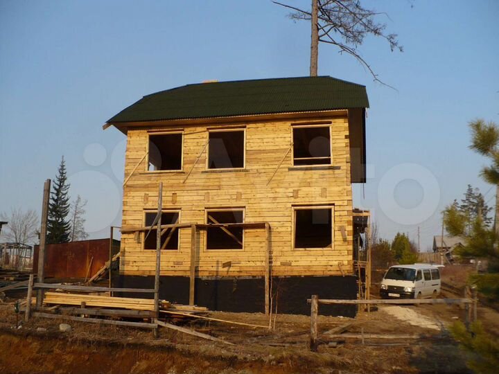 Дом 228 м² на участке 12 сот.