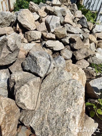Природный гранитный камень валун ландшафтный