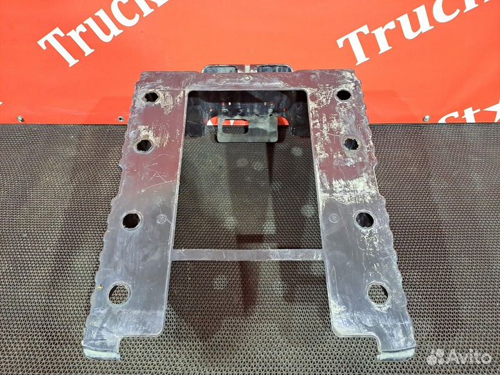 Кожух ящика акб Daf XF106