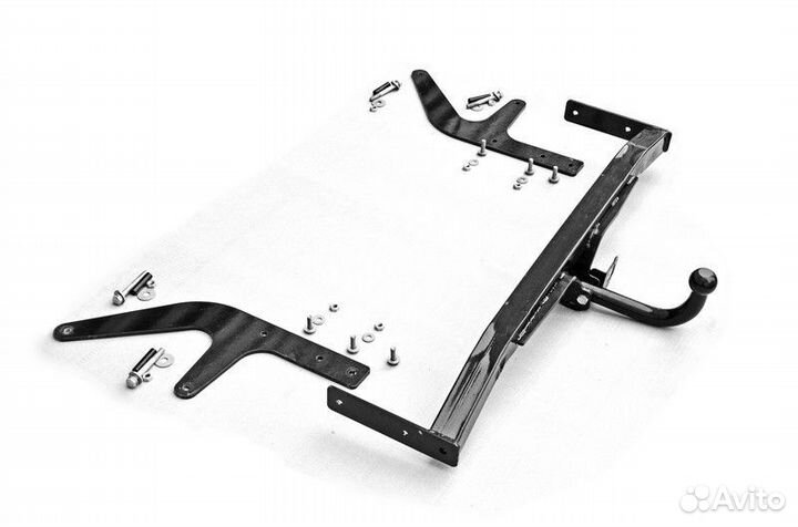 Фаркоп на LADA largus