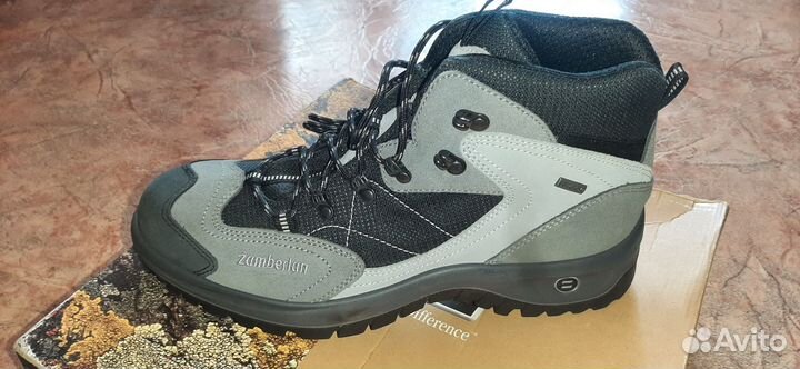 Продам трекинговые ботинки Zamberlan