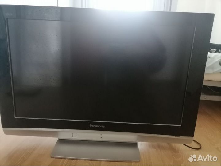 Телевизор LCD Panasonic TX-R32LX80KS