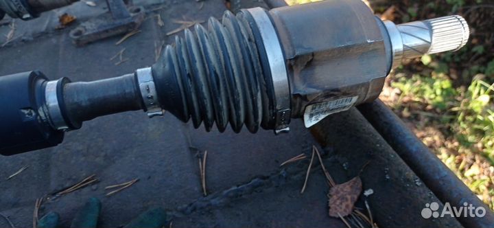 Привод передний левый правый Dodge Caliber 1.8 EBA