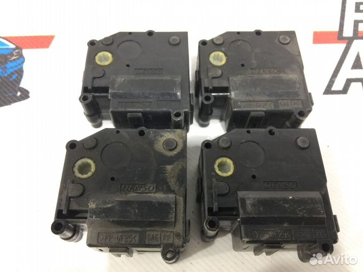 Моторчик заслонки отопителя Lexus LS460L 638000930