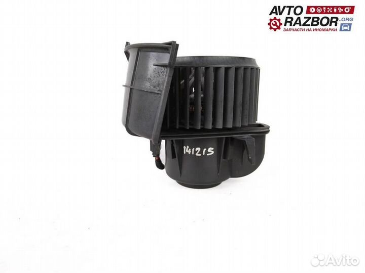 Моторчик отопителя с крыльчаткой Audi Q7 2005