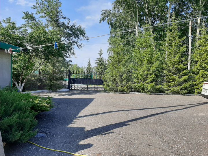 Дача 20 м² на участке 10 сот.