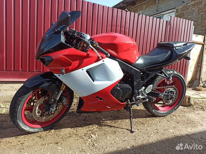 GT250R