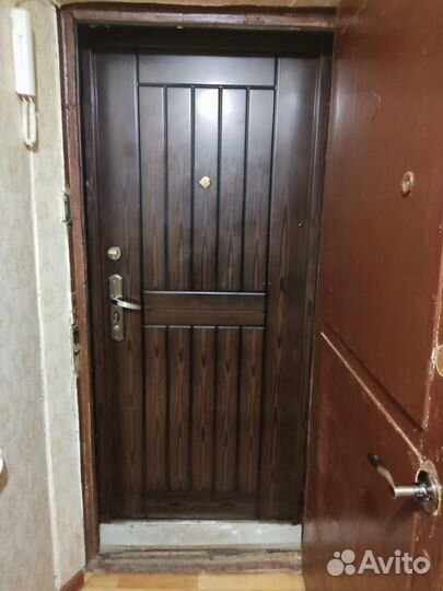 Металлическая дверь бу