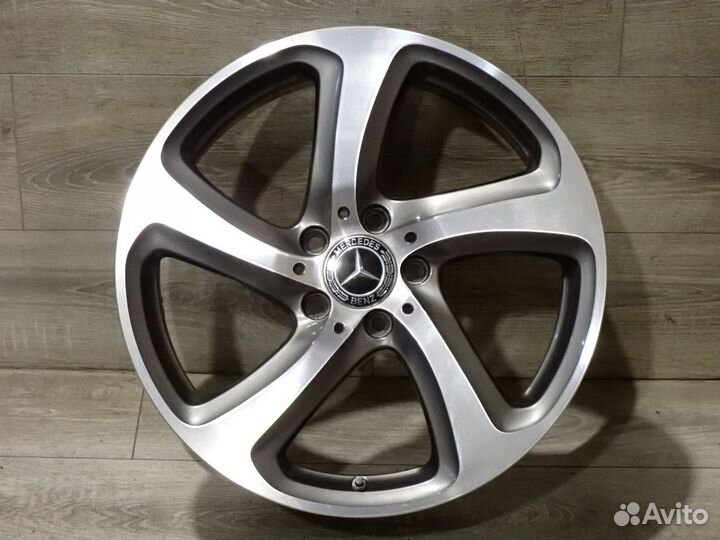 Комплект оригинальных дисков R18 Mercedes W213