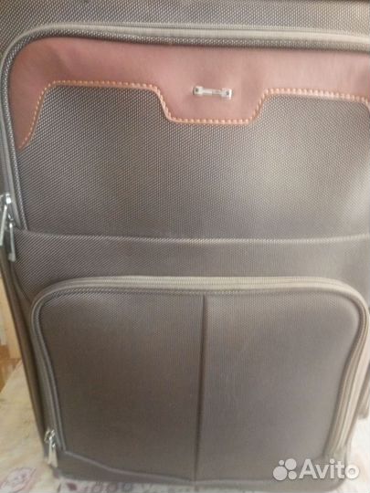 Чемодан на колесах бу большой