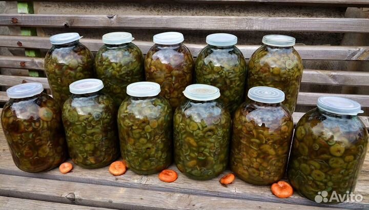 Грибы рыжики соленые