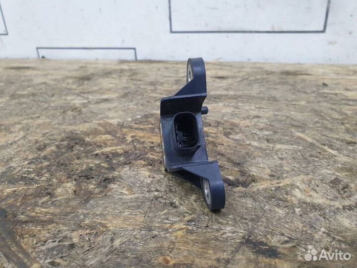 Датчик удара центральный Bmw 7 F01 4.4 N63 2012