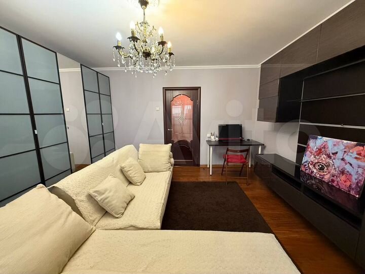 3-к. квартира, 81,4 м², 15/17 эт.