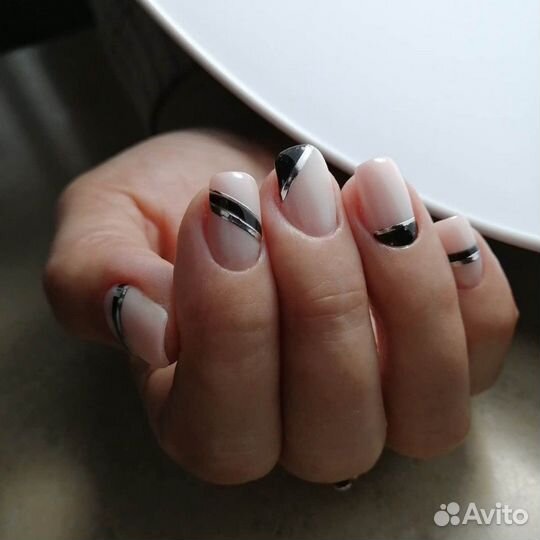 Маникюр, покрытие гель-лаком, наращивание ногтей