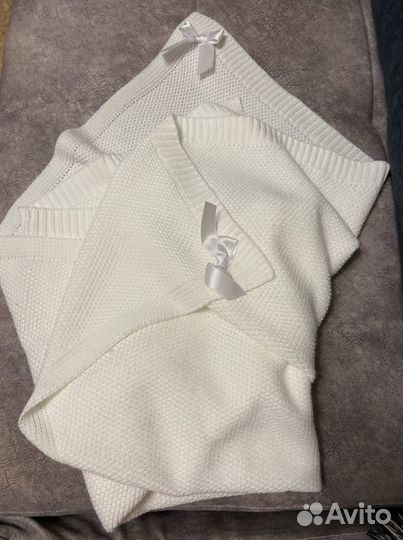 Вязанный плед на выписку