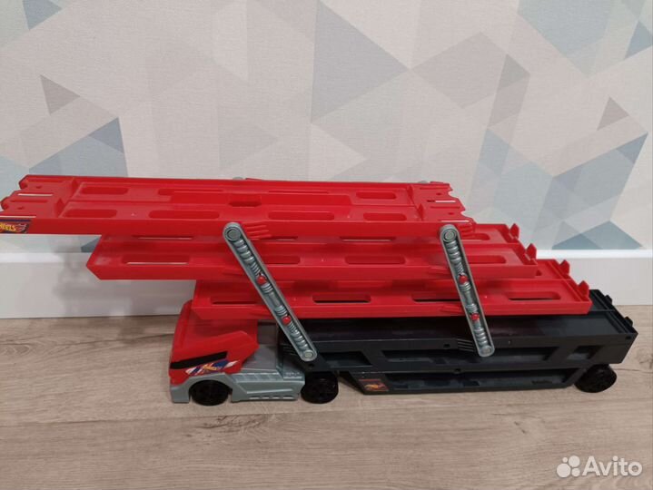 Автовоз Hot Wheels