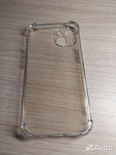 Чехол на iPhone 13 б/у
