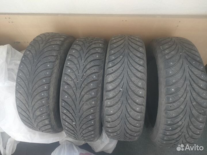 Sava Eskimo Stud 185/65 R15 88T