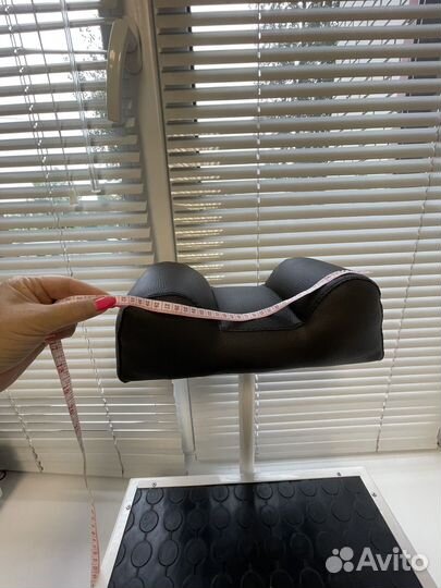 Подставка для ног во время педикюра