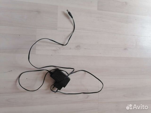 Кабель питания к телефону