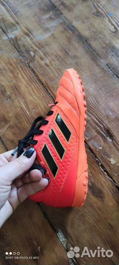 Футбольные буцы 17.4