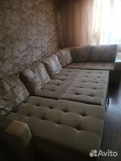 Диван