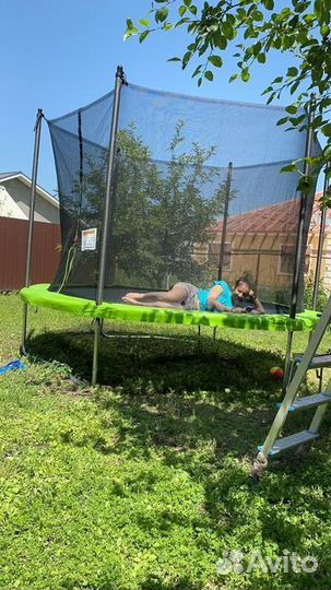 Батут с защитной сеткой 306 см Доставка