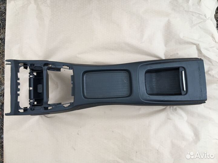 Задняя центральная консоль BMW 3 E92N 05-13