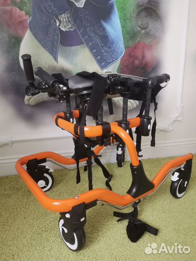 Опоры-ходунки на 4-х колесах для детей с дцп
