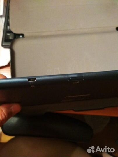 Планшет Digma 10