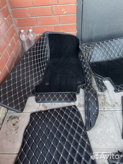 Коврики 3D на Mercedes GT