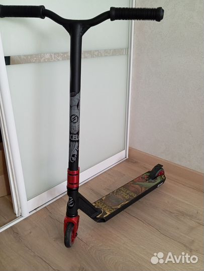 Трюковой самокат