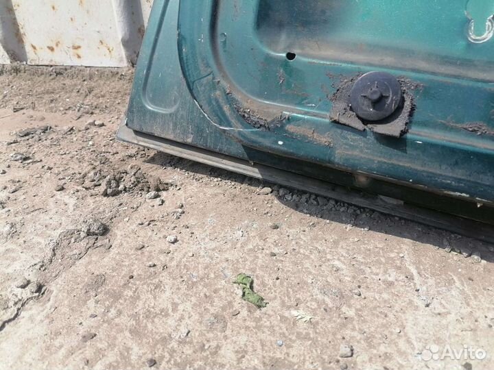 Дверь передняя левая volkswagen polo 3