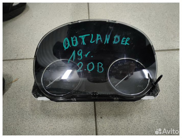 Панель приборов Mitsubishi Outlander 3 (2012-2020)