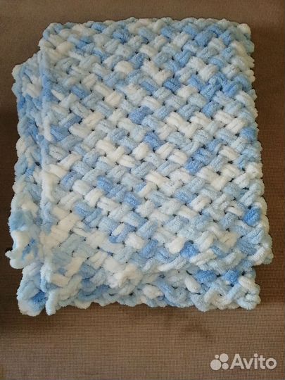 Плед детский вязаный ручная работа