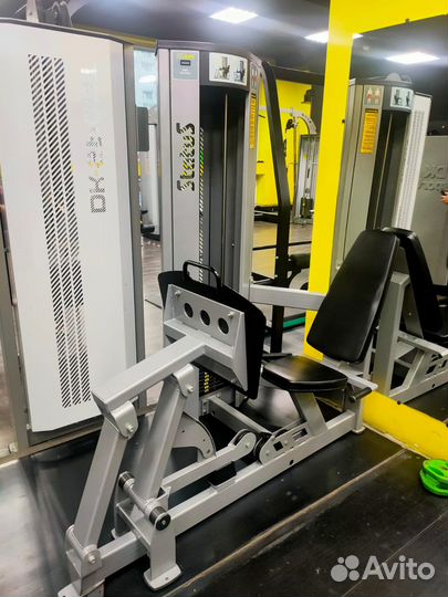 Жим ногами горизонтальный и пр. тренажёры