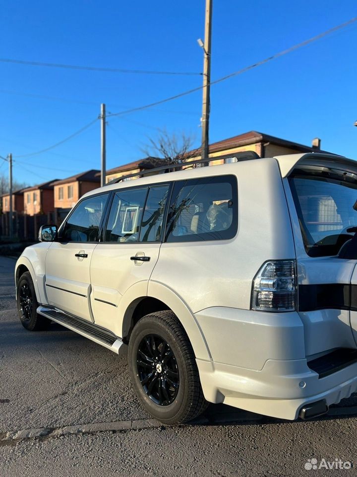 Mitsubishi Pajero 3.8 AT, 2019, 40 км