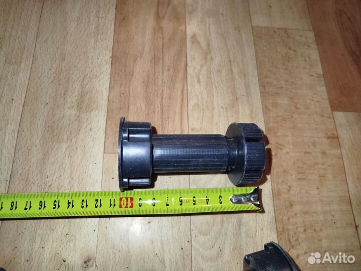 Опора мебельная регулируемая