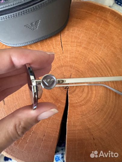 Солнцезащитные очки женские armani