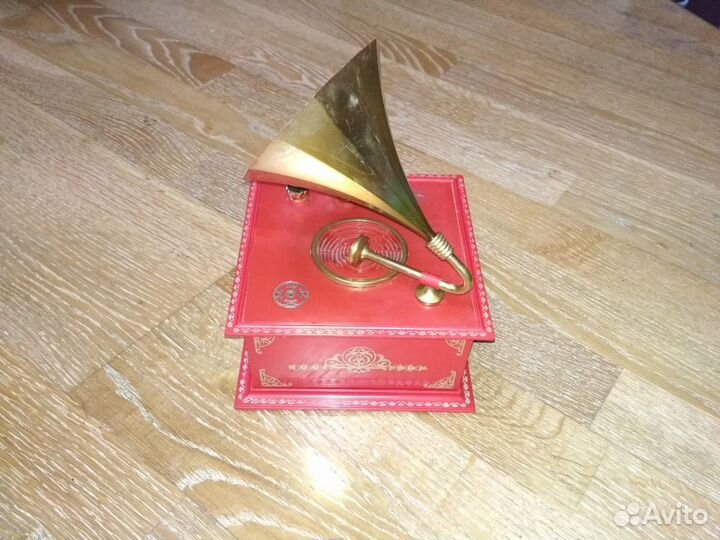 Радиоприемник эхо-2, граммофон, СССР, ретро, винта