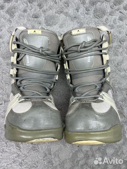 Ботинки для сноуборда 35eur Crazy Creek