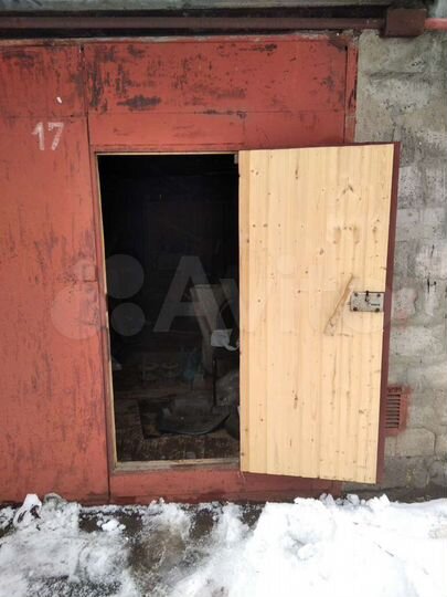 Гараж, > 30 м²