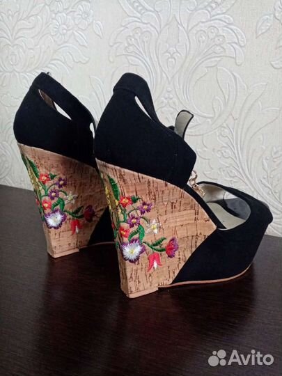 Босоножки 36/37